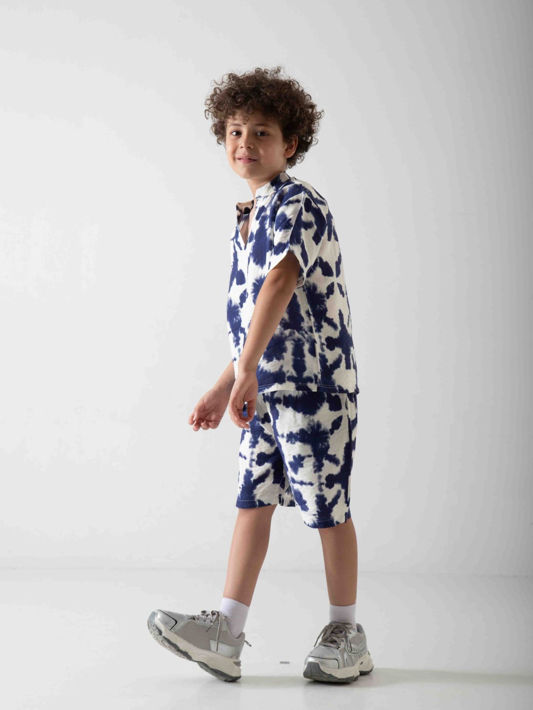 Boys' Tie-Dye Two-Piece Summer Set – Printed T-Shirt & Shorts