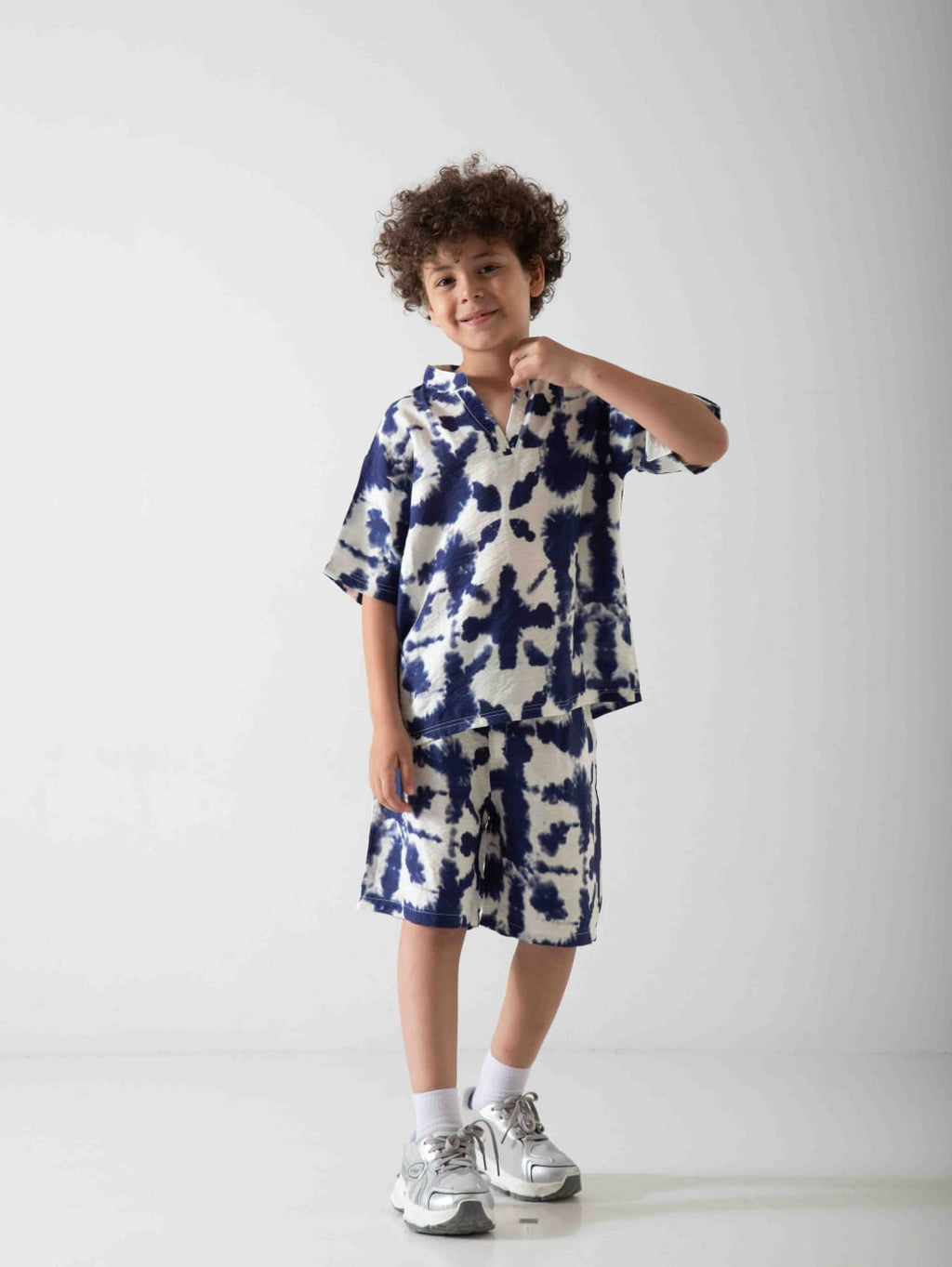 Boys' Tie-Dye Two-Piece Summer Set – Printed T-Shirt & Shorts