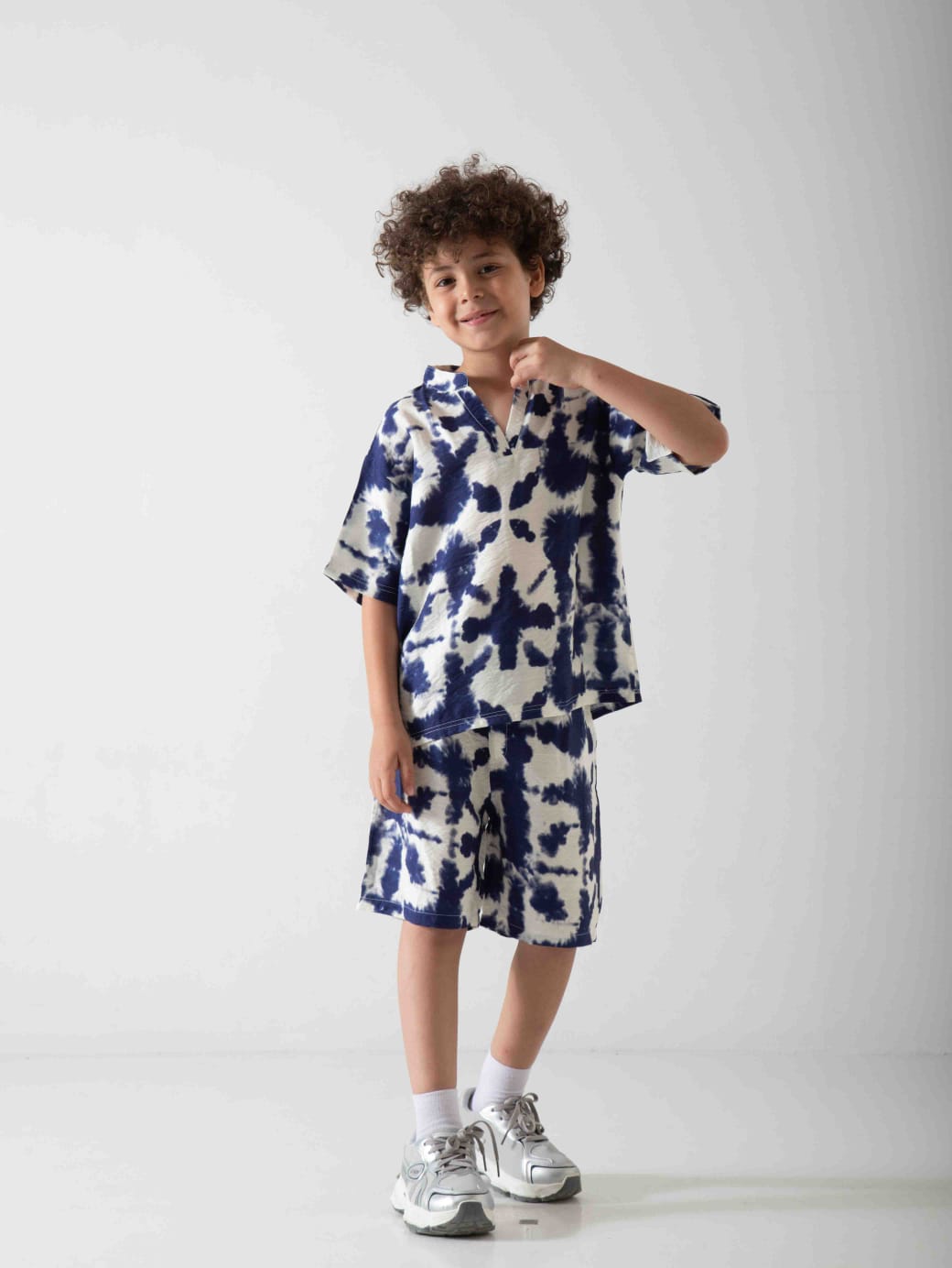 Boys' Tie-Dye Two-Piece Summer Set – Printed T-Shirt & Shorts