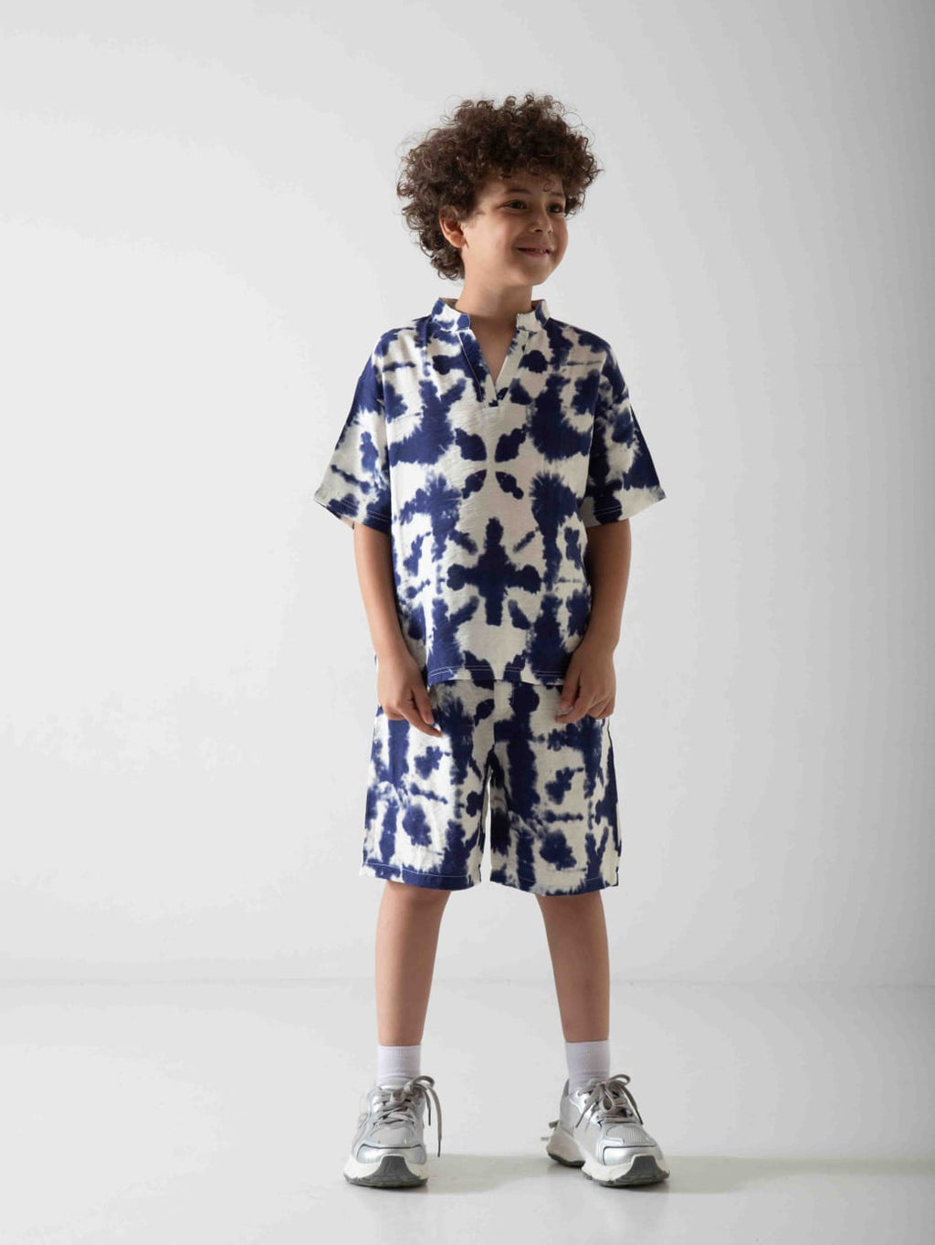 Boys' Tie-Dye Two-Piece Summer Set – Printed T-Shirt & Shorts