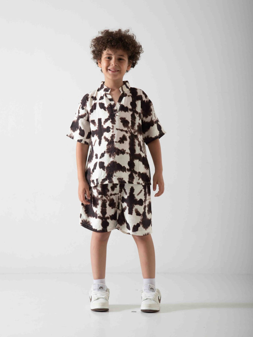 Boys' Tie-Dye Two-Piece Summer Set – Relaxed T-Shirt & Shorts